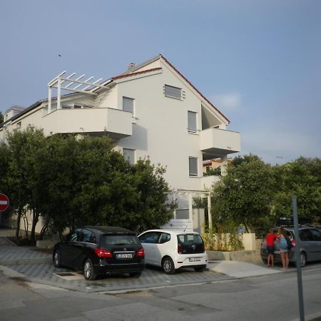 Apartment Lavanda Mandre Εξωτερικό φωτογραφία